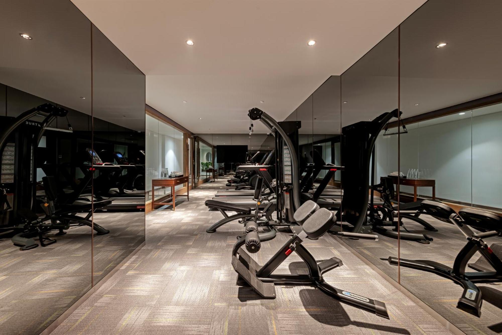 La Siesta Classic Hang Thung Hanoi Eksteriør billede The gym at The Dorchester