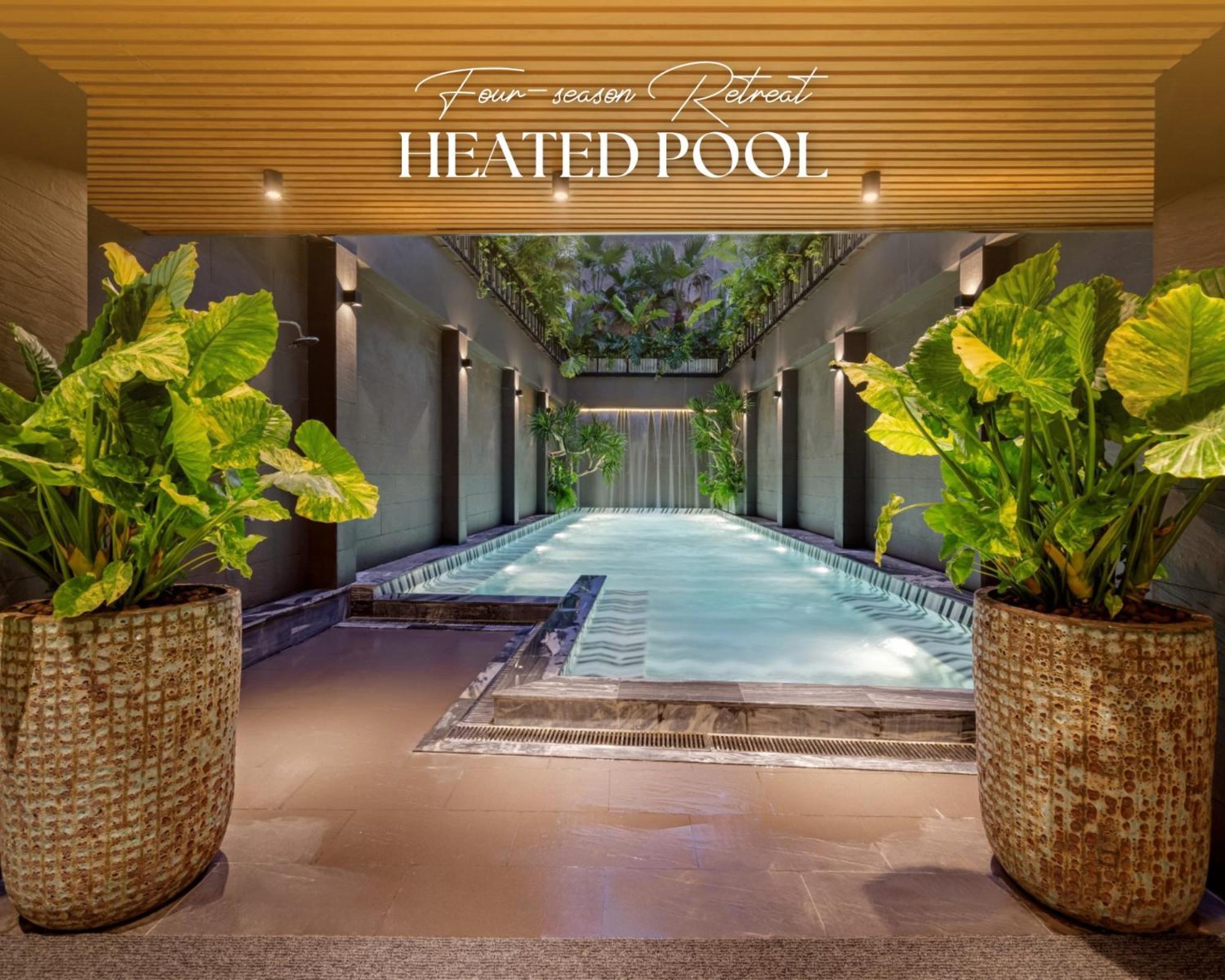 La Siesta Classic Hang Thung Hanoi Eksteriør billede The heated pool at the hotel